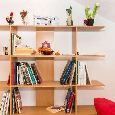 Guesthost - Palazzo Saluzzo Paesana Beautiful Flat Apartamento Turim