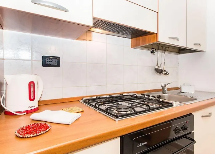 Guesthost - Palazzo Saluzzo Paesana Beautiful Flat * Turin