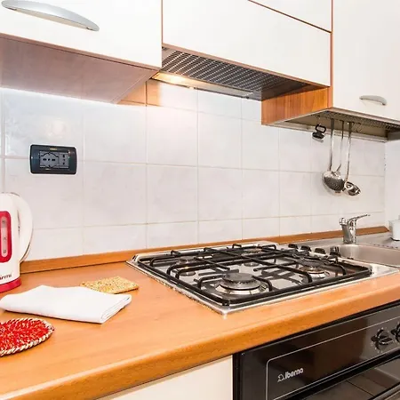 Guesthost - Palazzo Saluzzo Paesana Beautiful Flat * Turim