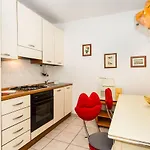 Guesthost - Palazzo Saluzzo Paesana Beautiful Flat * Turin